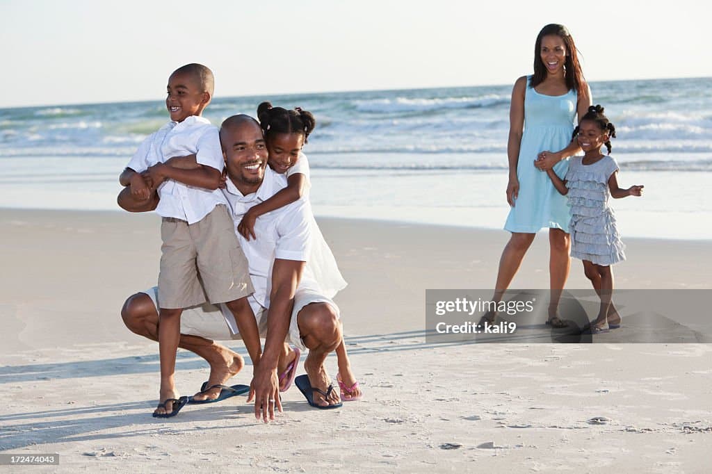 Raising Kids in Playa del Carmen — Schools, Activities & Family Life